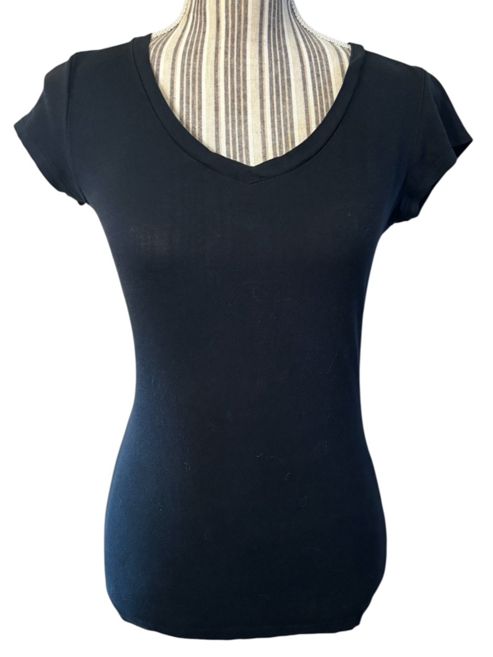 Tresics Tee Small Black V-Neck Short Sleeves Cotton Spandex Stretch Comfy